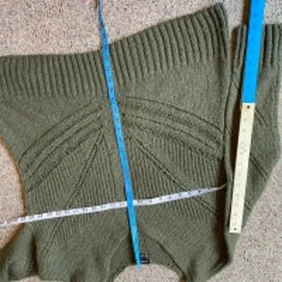 Torrid Cable Knit Olive Green Women Sweater Plus Size 1/1X - Picture 3 of 5